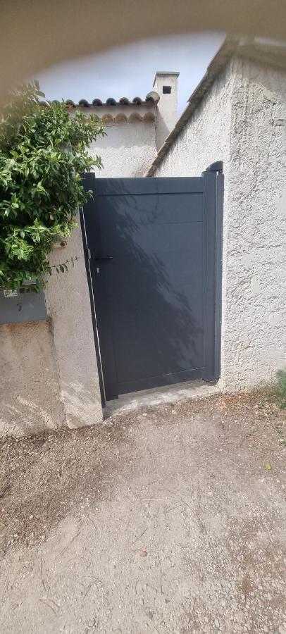 Aux Creissauds Aubagne Exterior foto